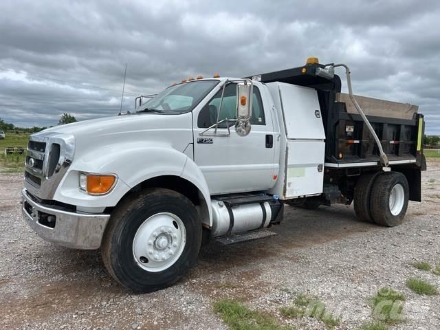 Ford F-750 Lastbiler med tip