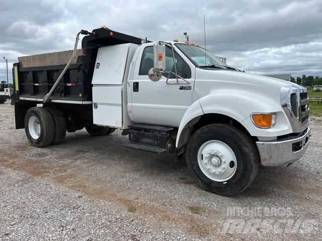 Ford F-750 Lastbiler med tip