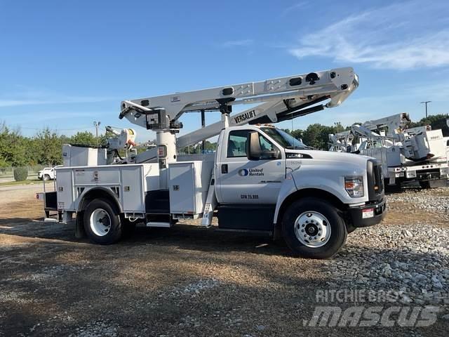 Ford F-750 Lastbilmonterede lifte