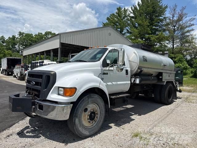 Ford F-750 Betonbiler