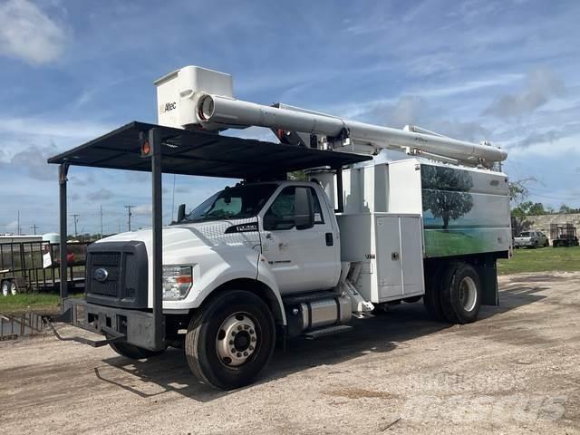 Ford F-750 Lastbilmonterede lifte