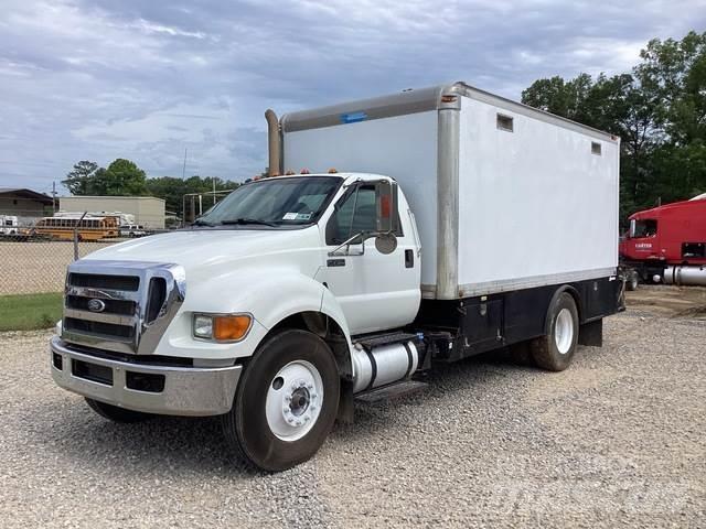 Ford F-750 Entreprenør - Andet