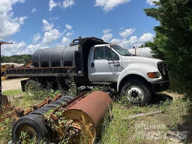 Ford F-750 Entreprenør - Andet