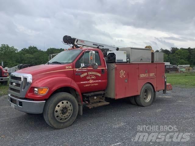 Ford F-750 Forsvar/Miljø
