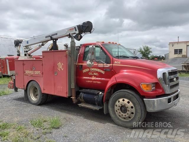 Ford F-750 Forsvar/Miljø