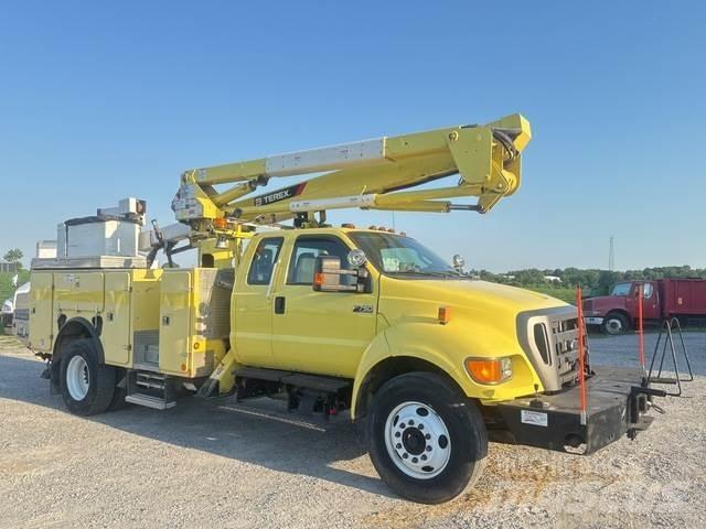 Ford F-750 Lastbilmonterede lifte