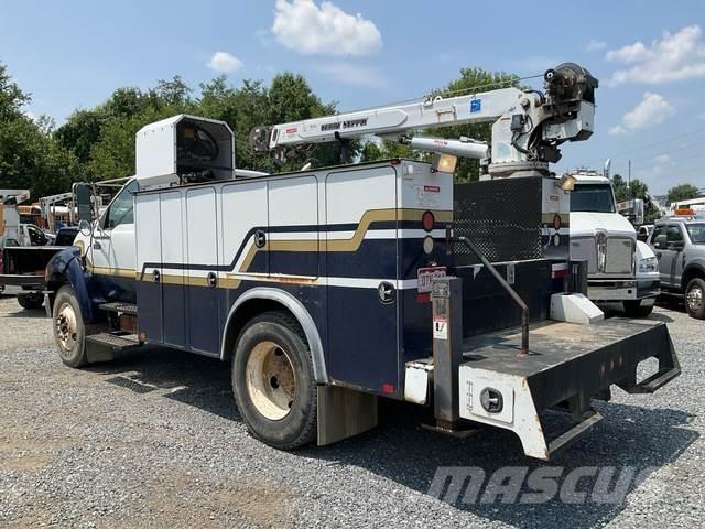 Ford F-750 Forsvar/Miljø