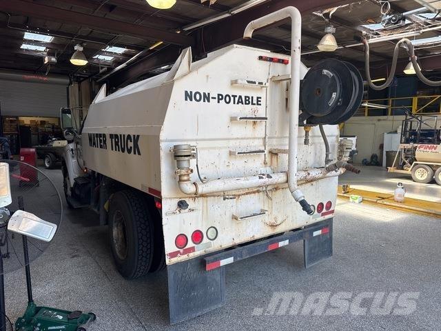 Ford F-750 Tankvogne - vand
