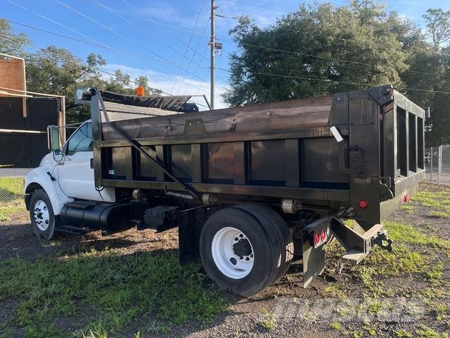 Ford F-750 Lastbiler med tip