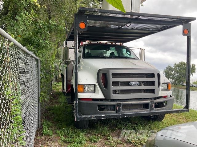 Ford F-750 Lastbilmonterede lifte