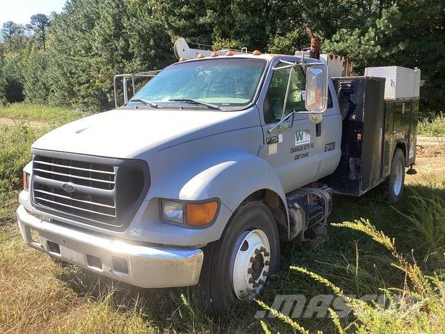 Ford F-750 Forsvar/Miljø