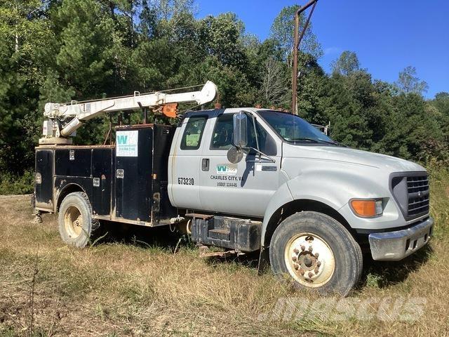 Ford F-750 Forsvar/Miljø
