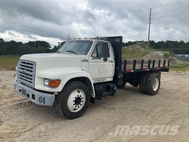Ford F-800 Lastbiler med tip