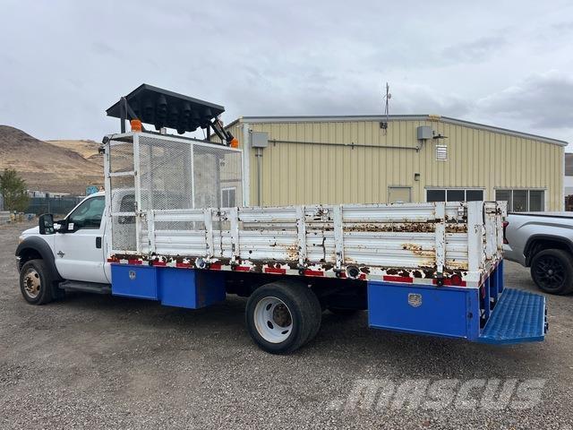 Ford F450 Forsvar/Miljø