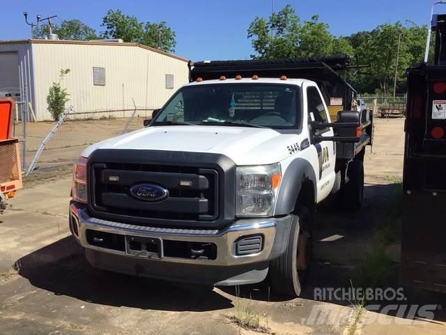Ford F550 Lastbiler med tip