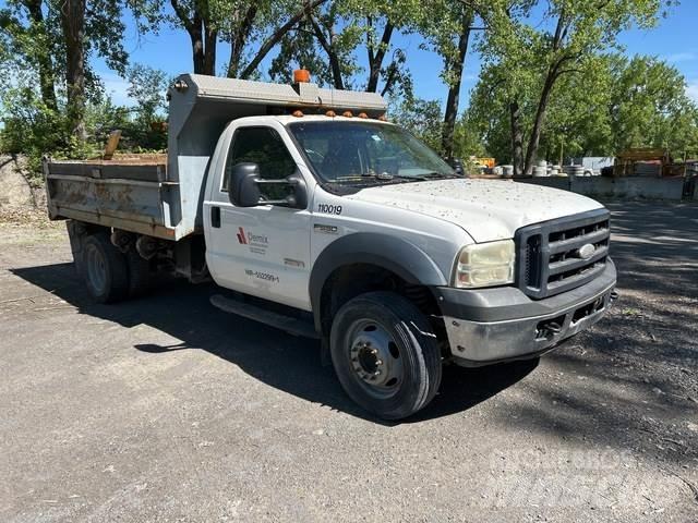 Ford F550 Lastbiler med tip