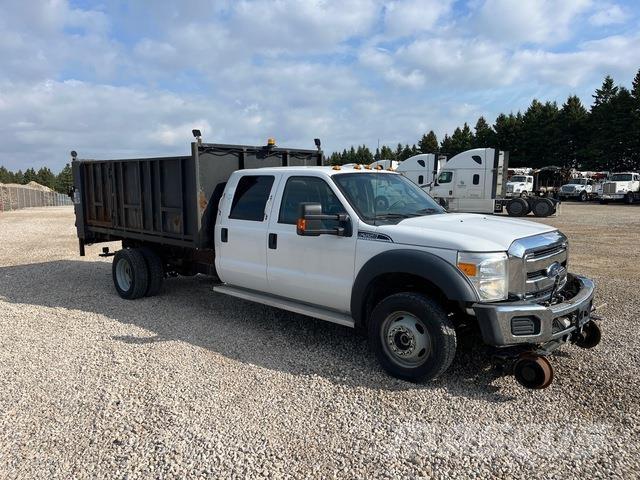 Ford F550 Lastbil med lad/Flatbed
