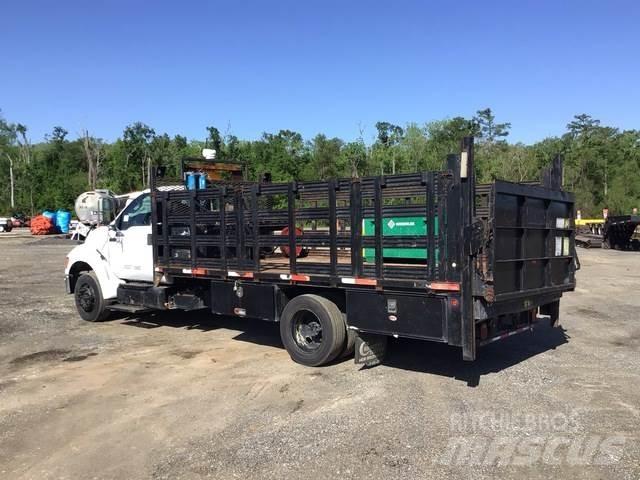 Ford F650 Lastbil med lad/Flatbed