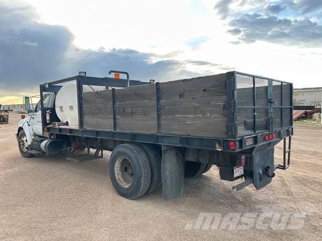 Ford F650 Tankvogne - vand