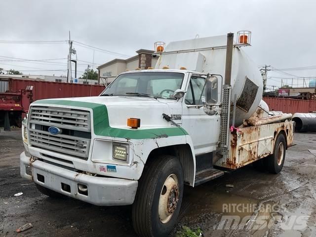 Ford F700 Entreprenør - Andet