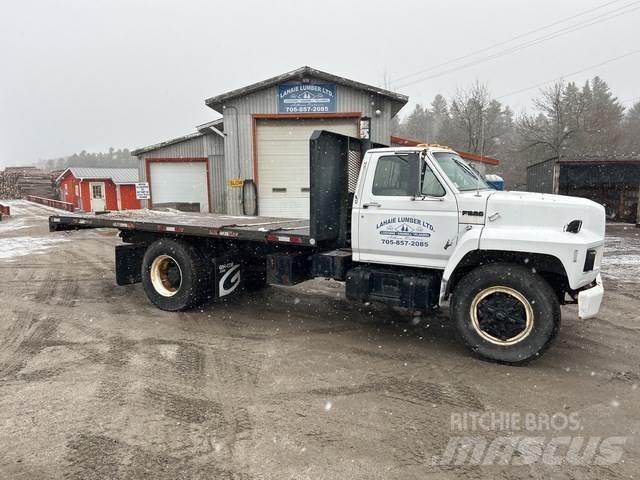 Ford F800 Lastbiler med tip