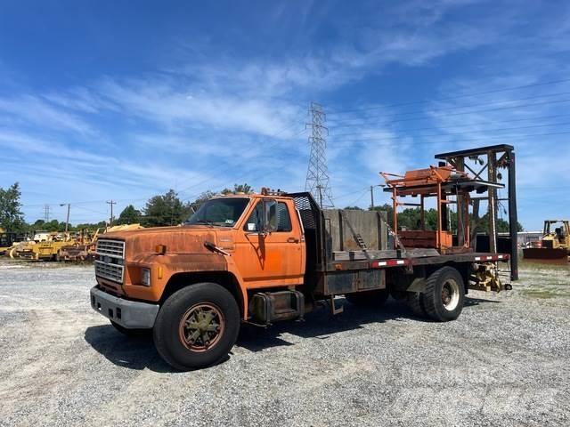 Ford F800 Forsvar/Miljø