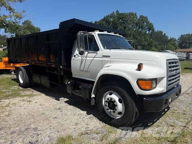 Ford F800 Lastbiler med tip