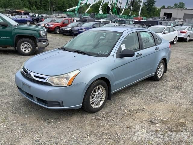 Ford Focus SE Biler