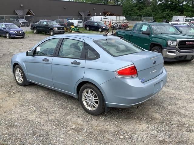 Ford Focus SE Biler