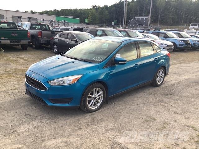 Ford Focus SE Biler