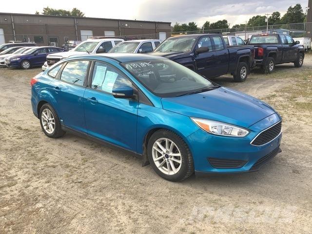 Ford Focus SE Biler