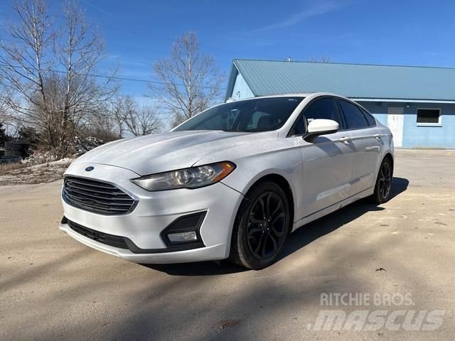 Ford Fusion Biler