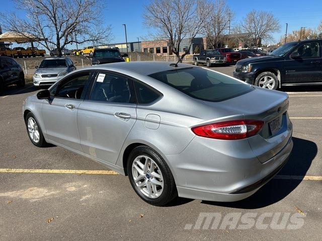 Ford Fusion Biler
