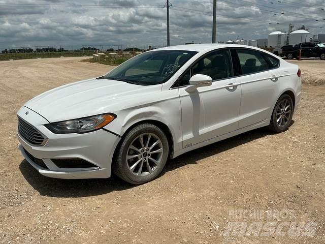 Ford Fusion SE Biler