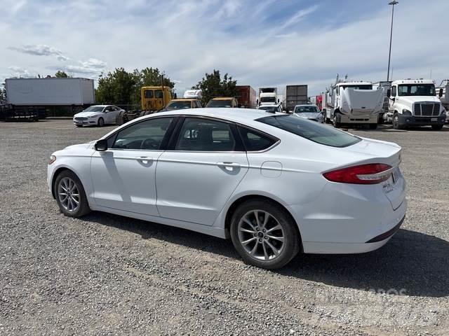 Ford Fusion SE Biler