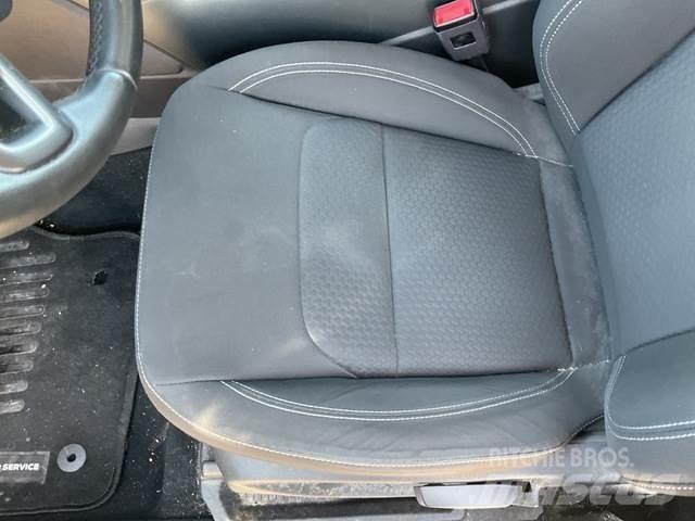 Ford Kuga Biler