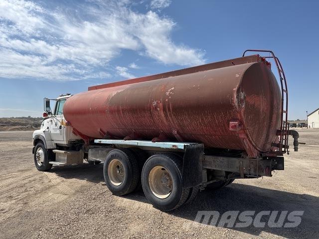 Ford L9000 Tankvogne - vand