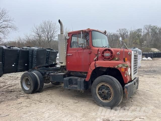 Ford LN8000 Trækkere