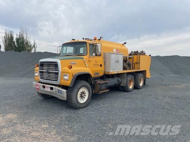 Ford LNT8000 Tankbiler
