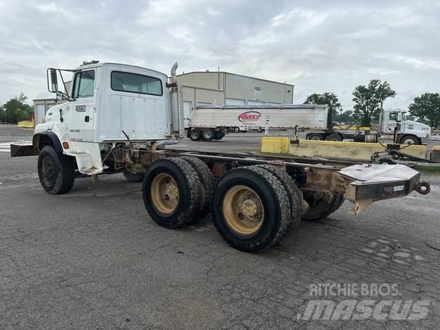 Ford LTS9000 Kabiner og interiør