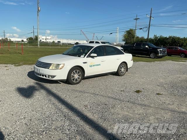 Ford Taurus Biler