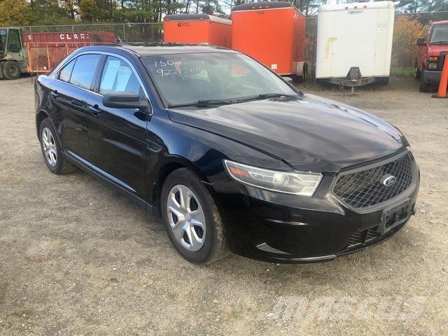 Ford Taurus Biler