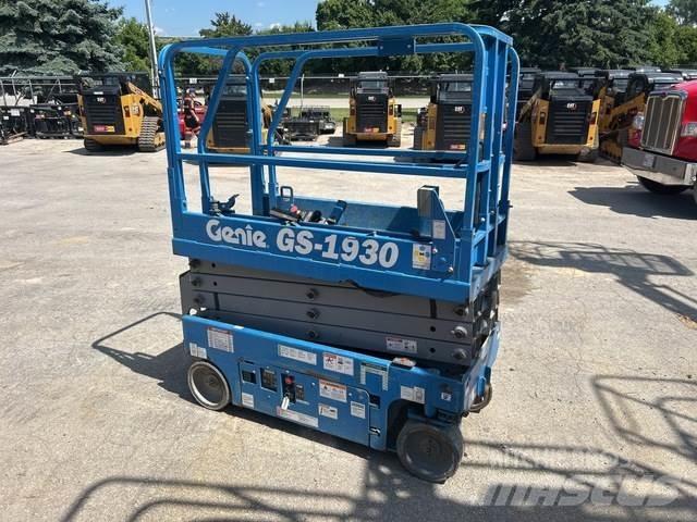 Genie 1930 Saxlifte