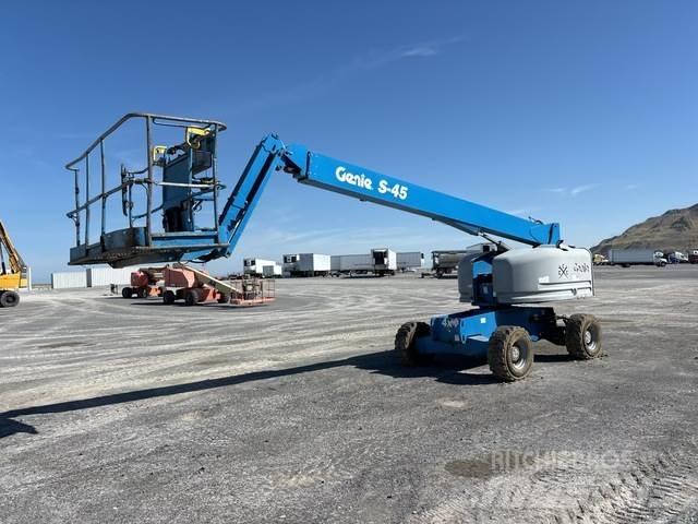 Genie S-45 Entreprenør - Andet