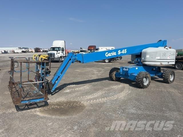 Genie S-45 Teleskoplifte