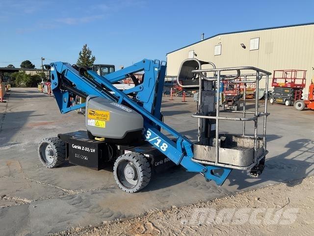 Genie Z-33/18 Bomlifte med knækarm