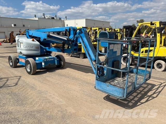 Genie Z-45/25J Bomlifte med knækarm
