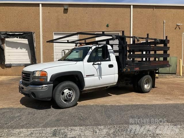 GMC 3500 Lastbil med lad/Flatbed