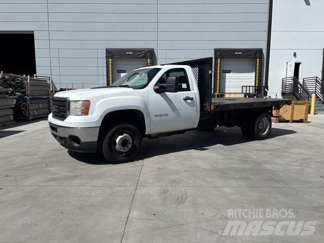 GMC 3500 Lastbil med lad/Flatbed