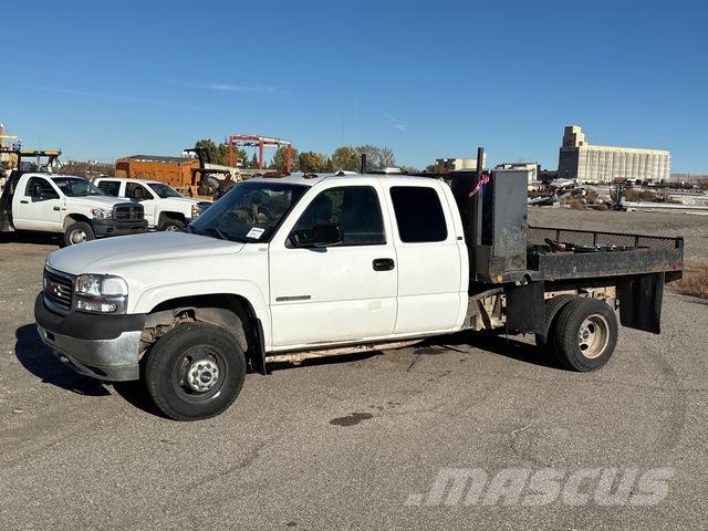 GMC 3500 Lastbil med lad/Flatbed